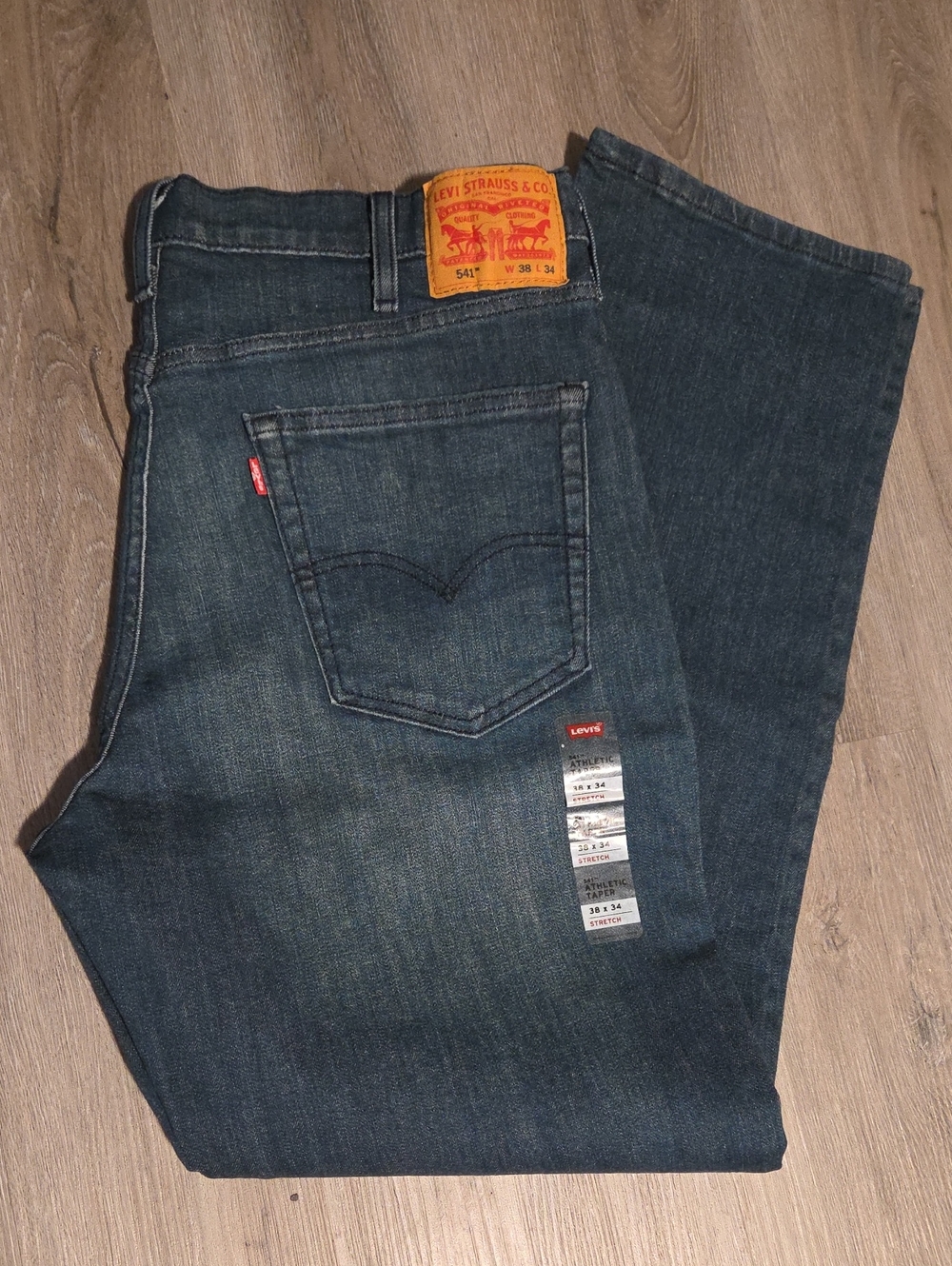 Levi's Men's Dark Blue Straight Fit Jeans